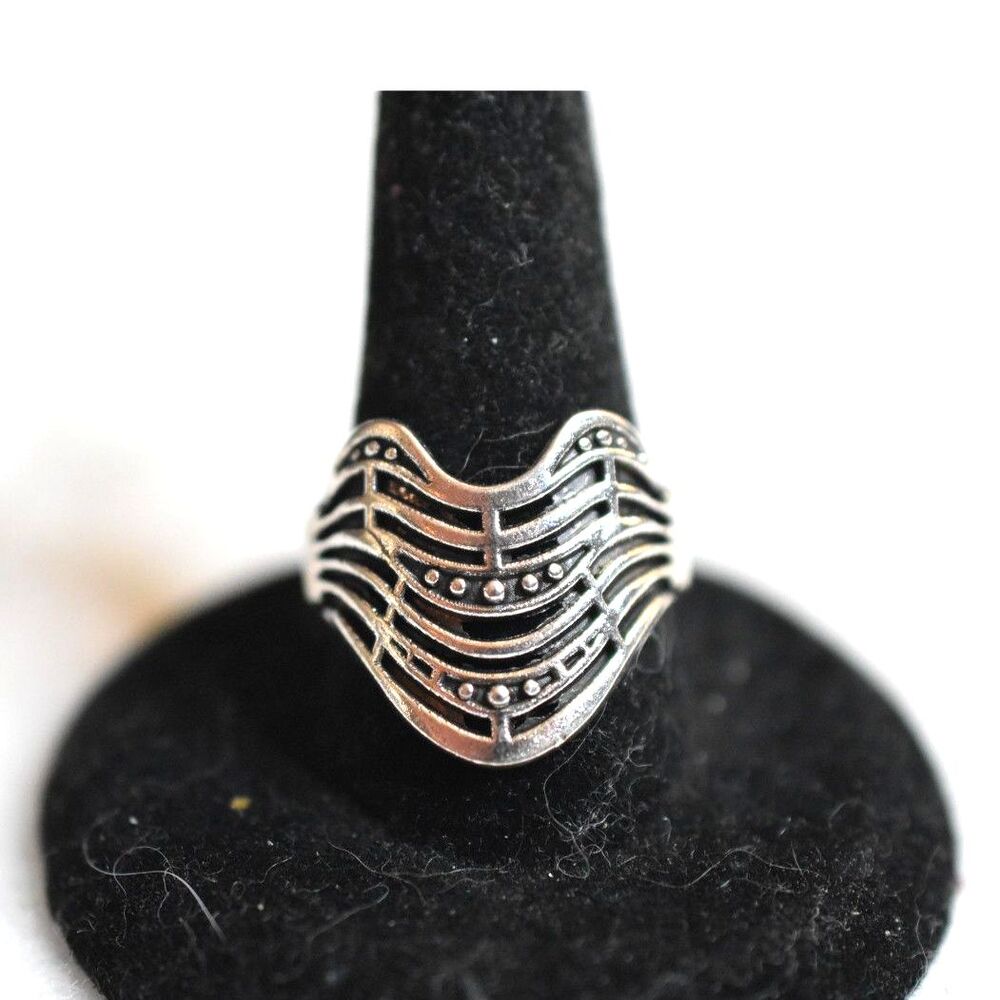 NWOT Gothic Tribal Silver Tone Size 9 Renfest Cosplay Ring